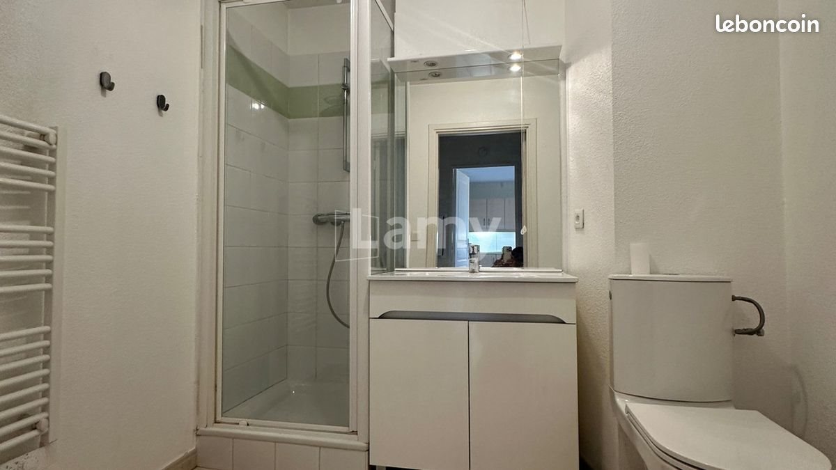 Appartement à louer, 44m², Trets