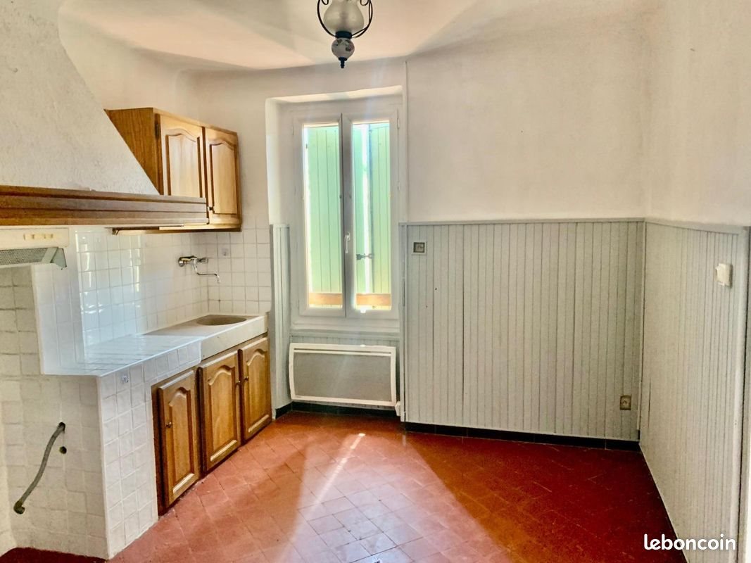 Appartement à louer, 56m², Trets
