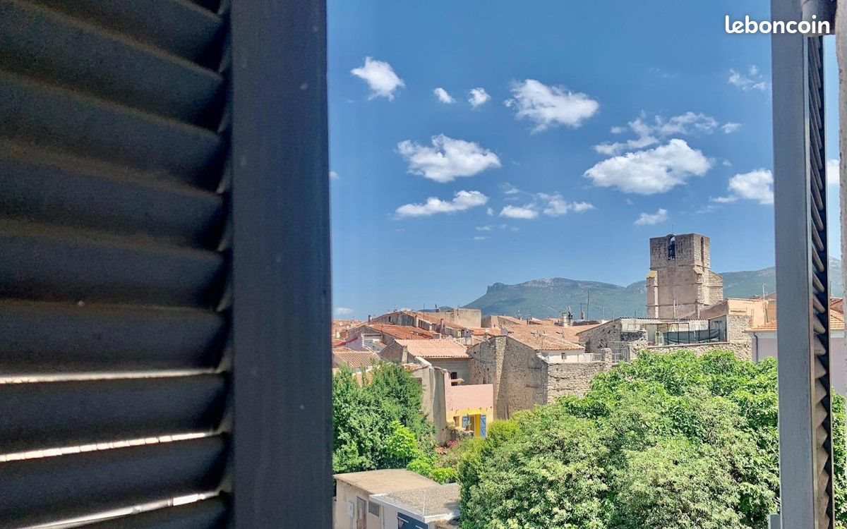 Appartement à louer, 56m², Trets