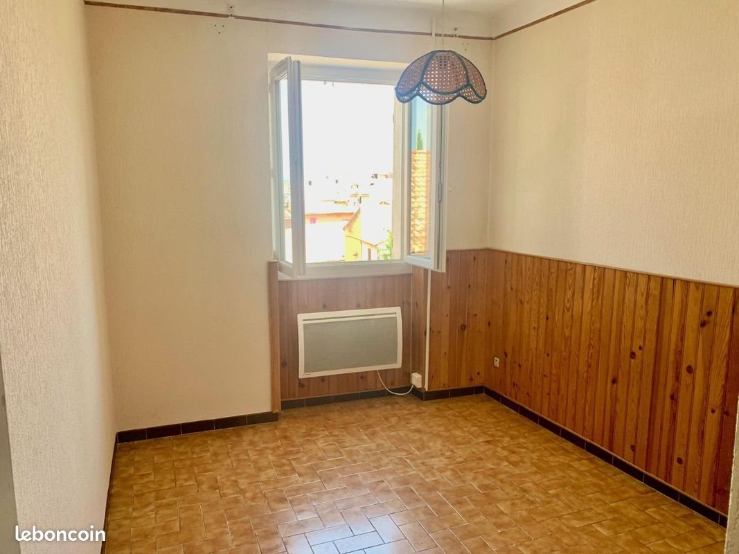 Appartement à louer, 56m², Trets