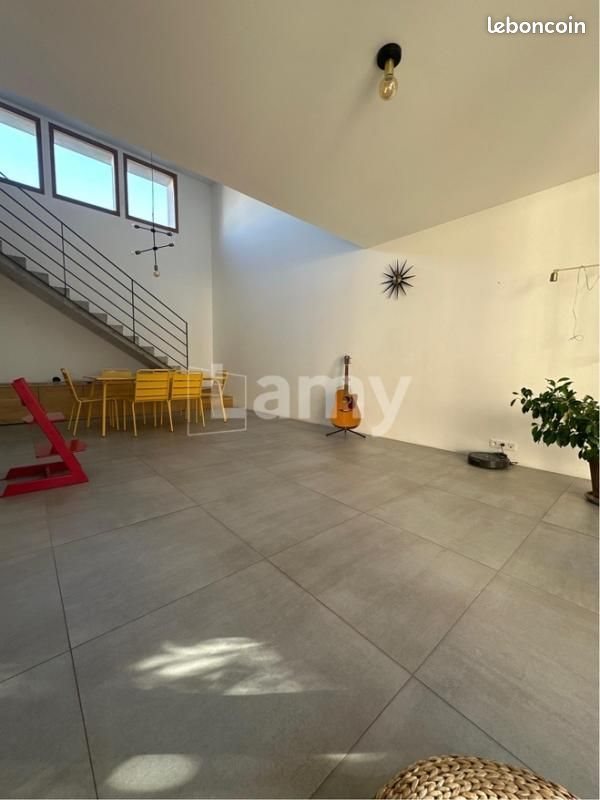 Maison à louer, 114m², Rousset