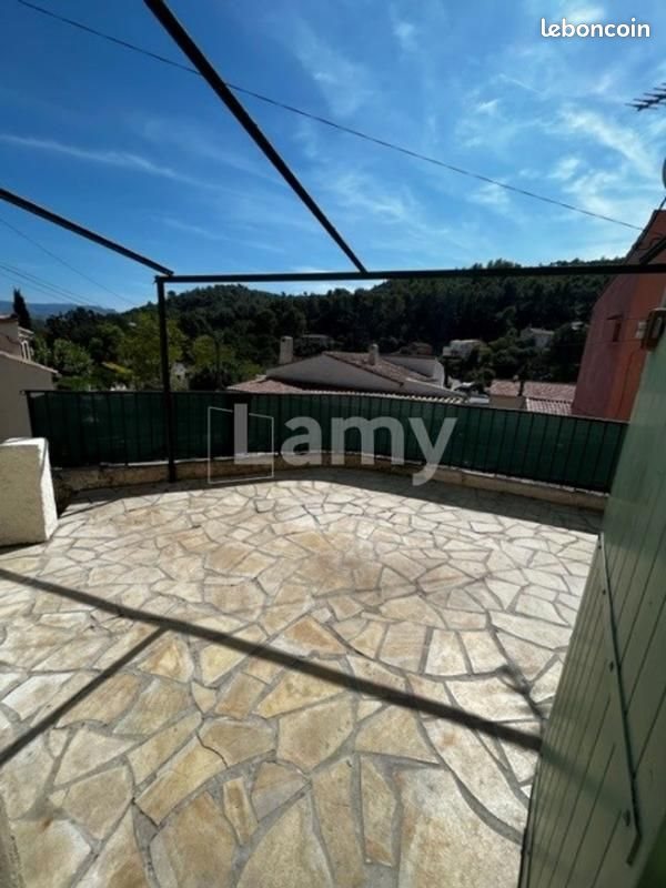 Appartement à louer, 41m², Peypin