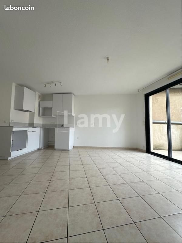 Appartement à louer, 45m², Trets