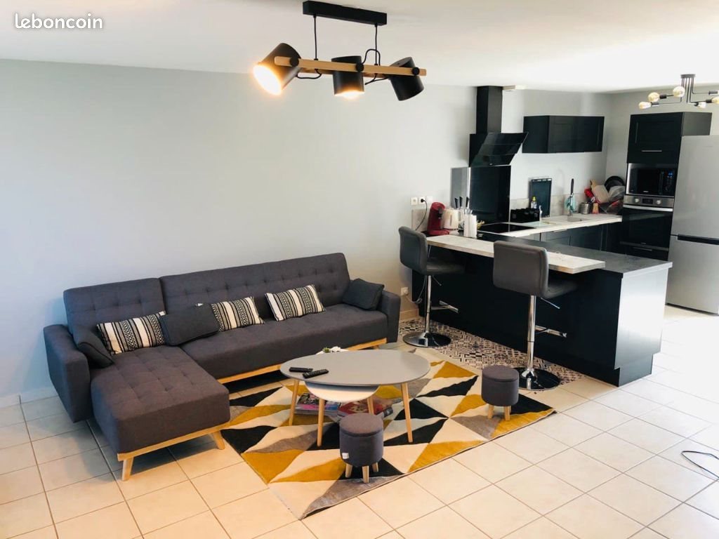 Maison à louer, 88m², Uchizy