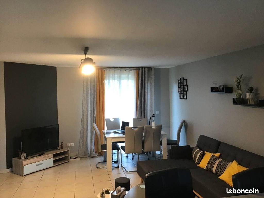 Maison à louer, 88m², Uchizy