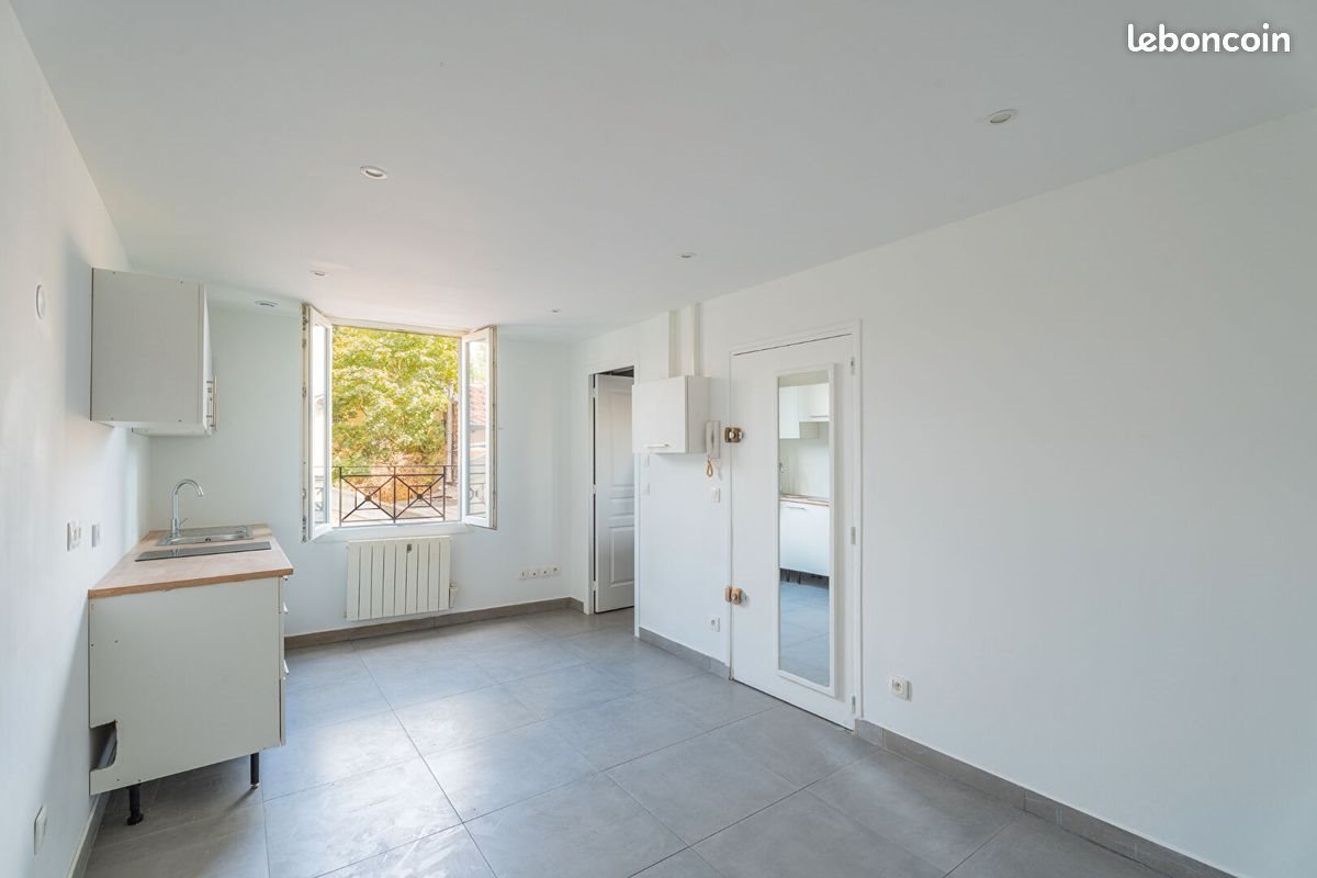 Appartement à louer, 19m², Aubervilliers