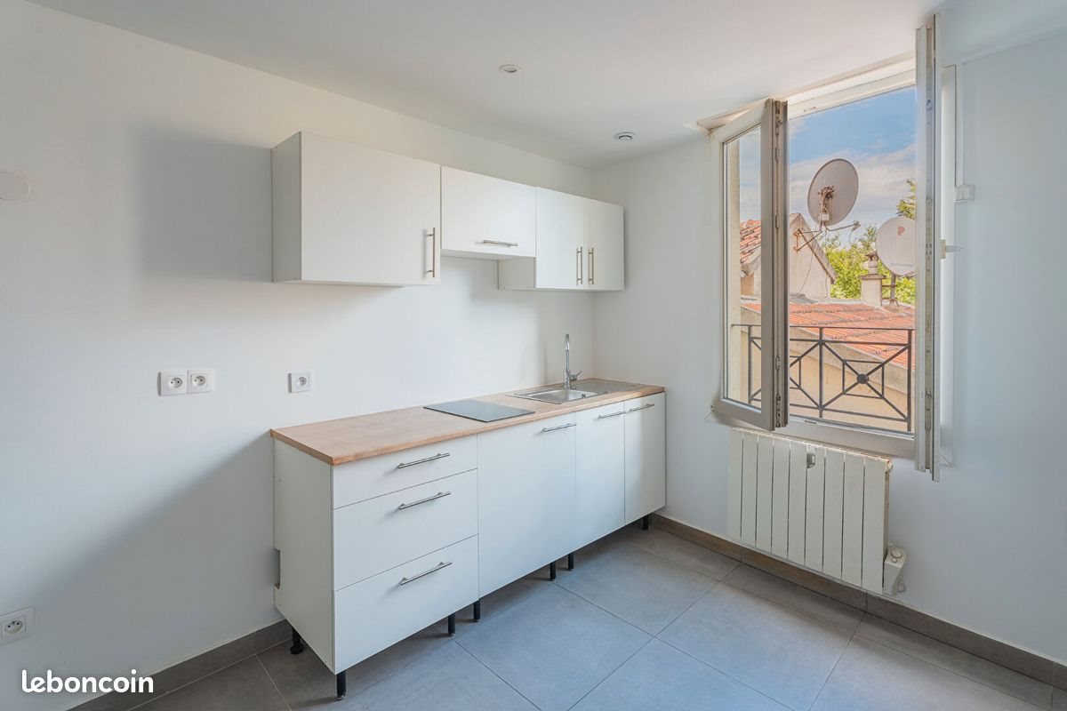 Appartement à louer, 19m², Aubervilliers