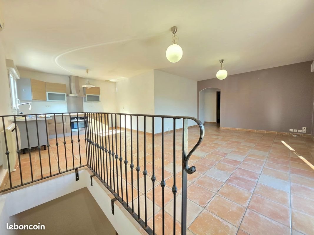 Appartement à louer, 102m², Martigues