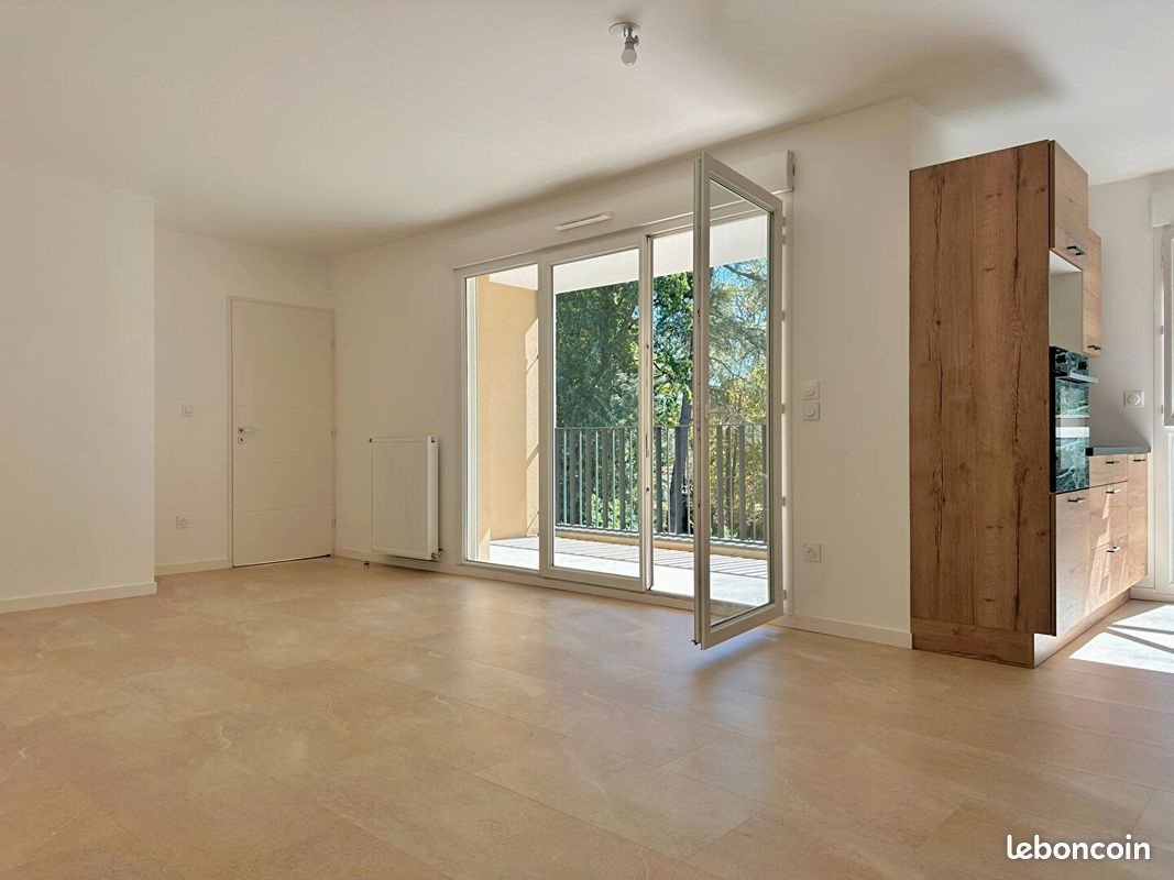 Appartement à louer, 82m², Gleizé