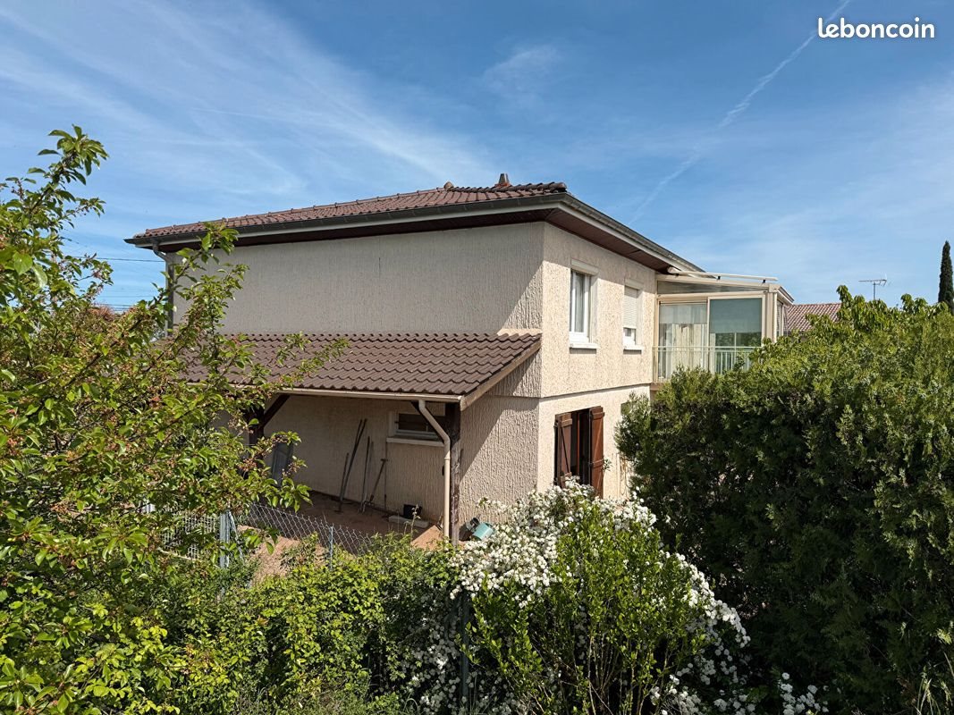 Maison à vendre, 130m², Saint-Etienne-la-Varenne