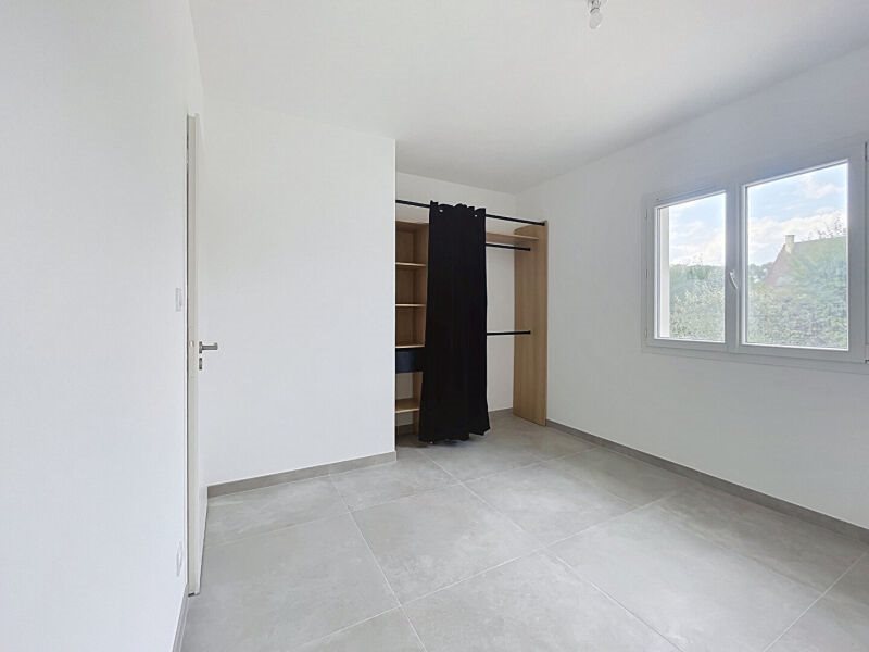 Maison à louer, 105m², Epervans