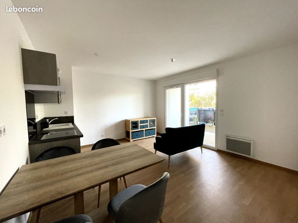 Appartement à louer, 37m², Tours