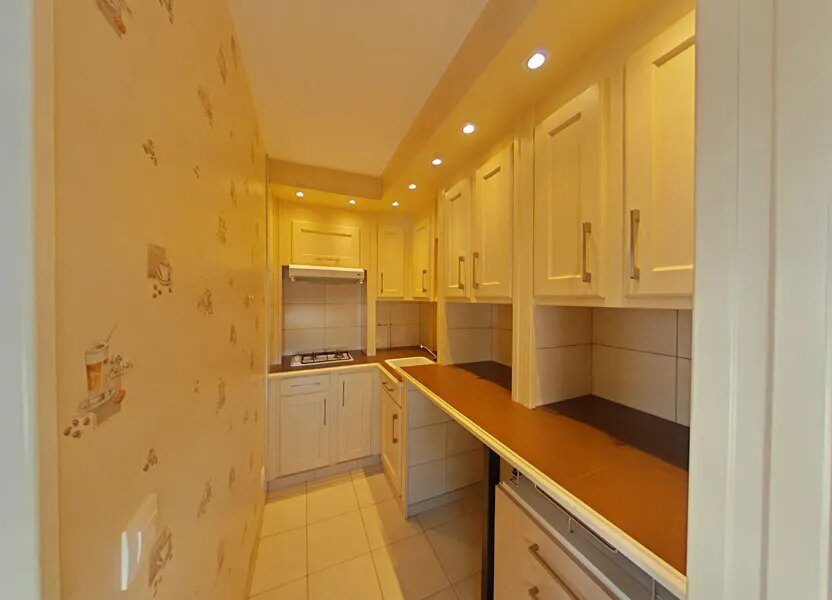 Appartement à louer, 38m², Romans-sur-Isère
