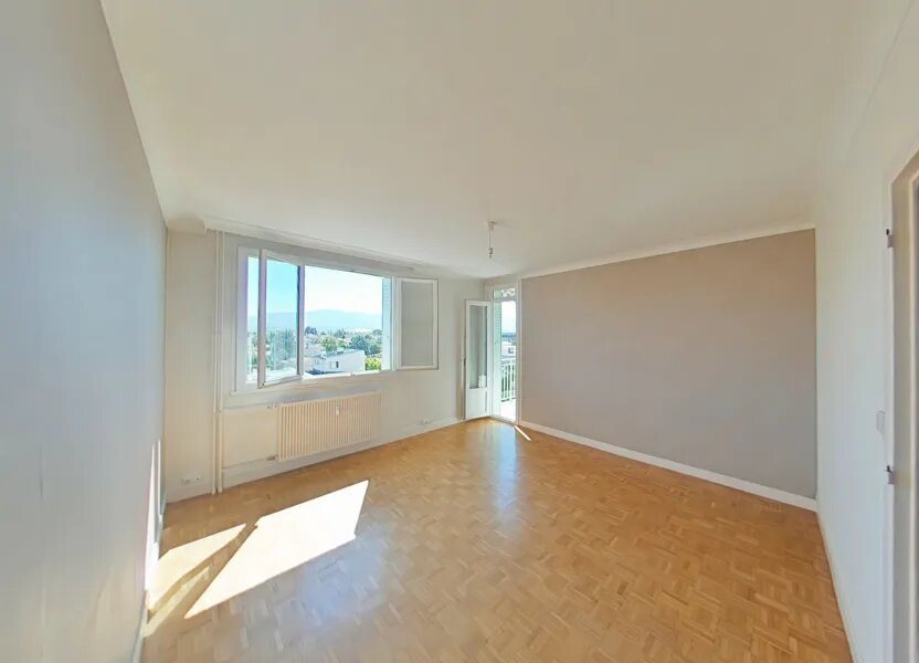 Appartement à louer, 61m², Romans-sur-Isère