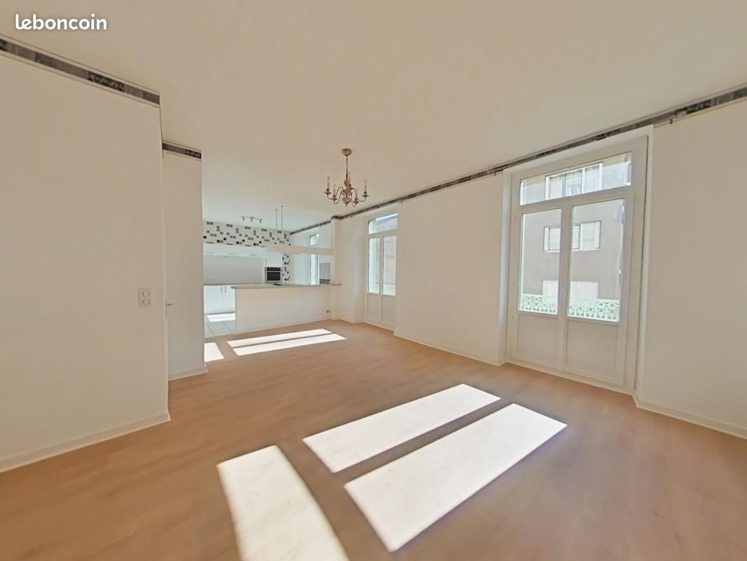 Appartement à louer, 74m², Bourg-de-Péage