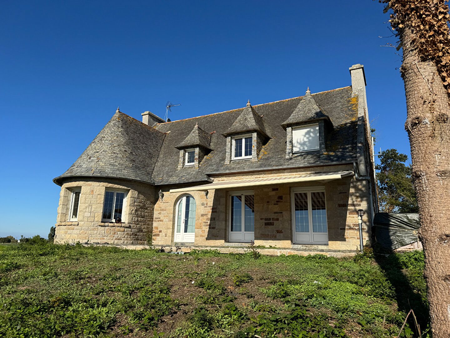 Maison à vendre, 185m², Plouvorn