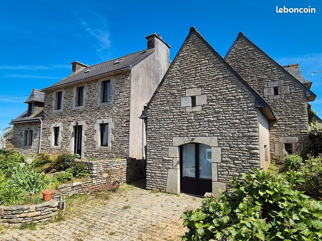 Maison à vendre, 242m², Plouvorn