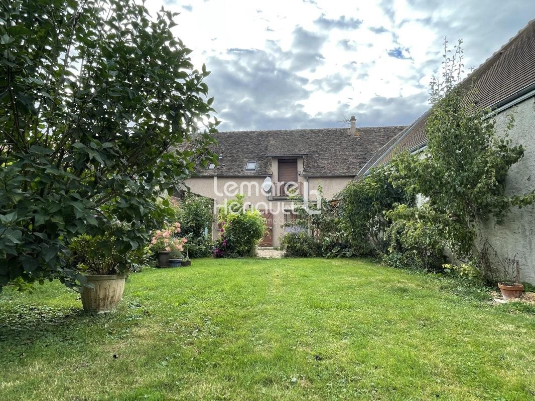 Maison à louer, 99m², Bû