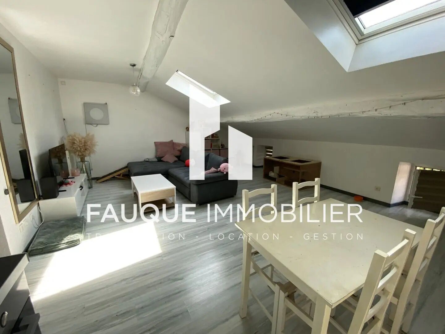Appartement à louer, 74m², Chabeuil