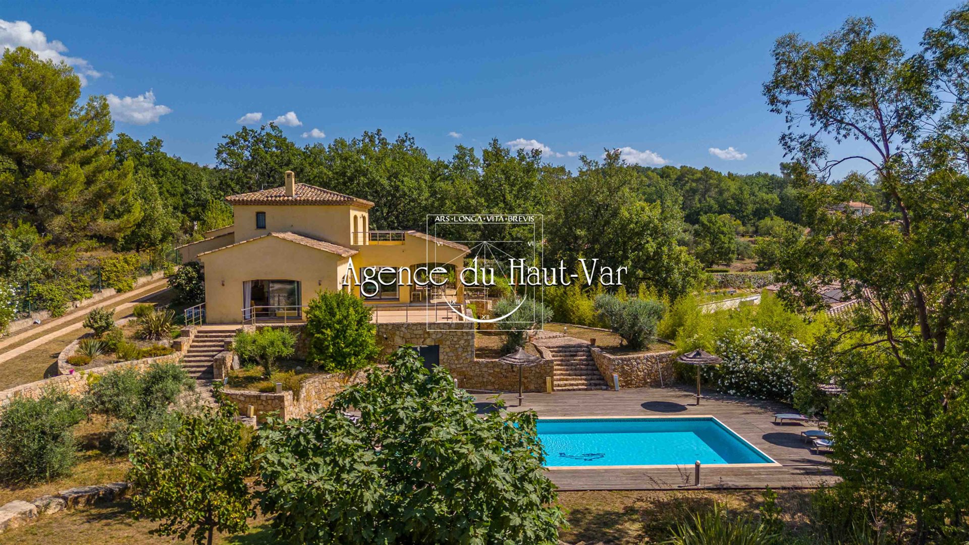 Maison à vendre, 260m², Seillans