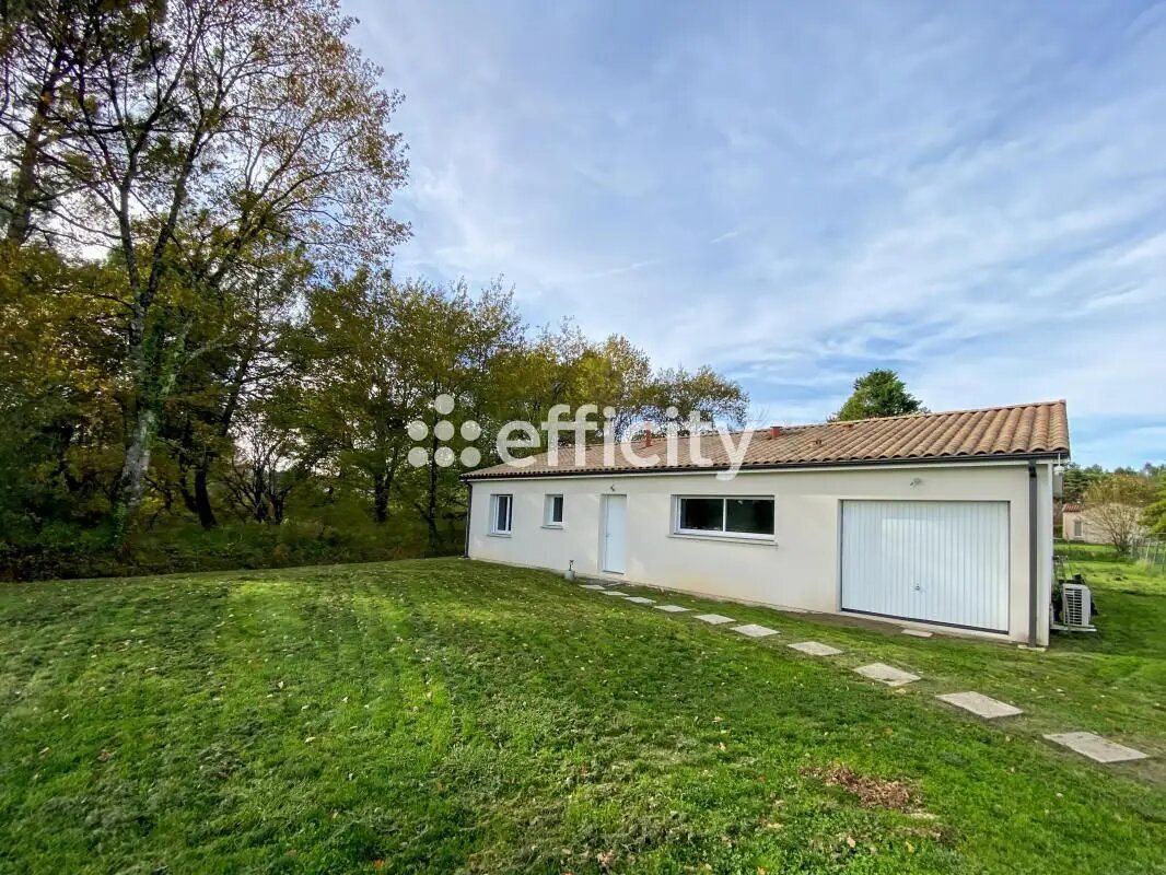 Maison à vendre, 97m², Bussac-Forêt