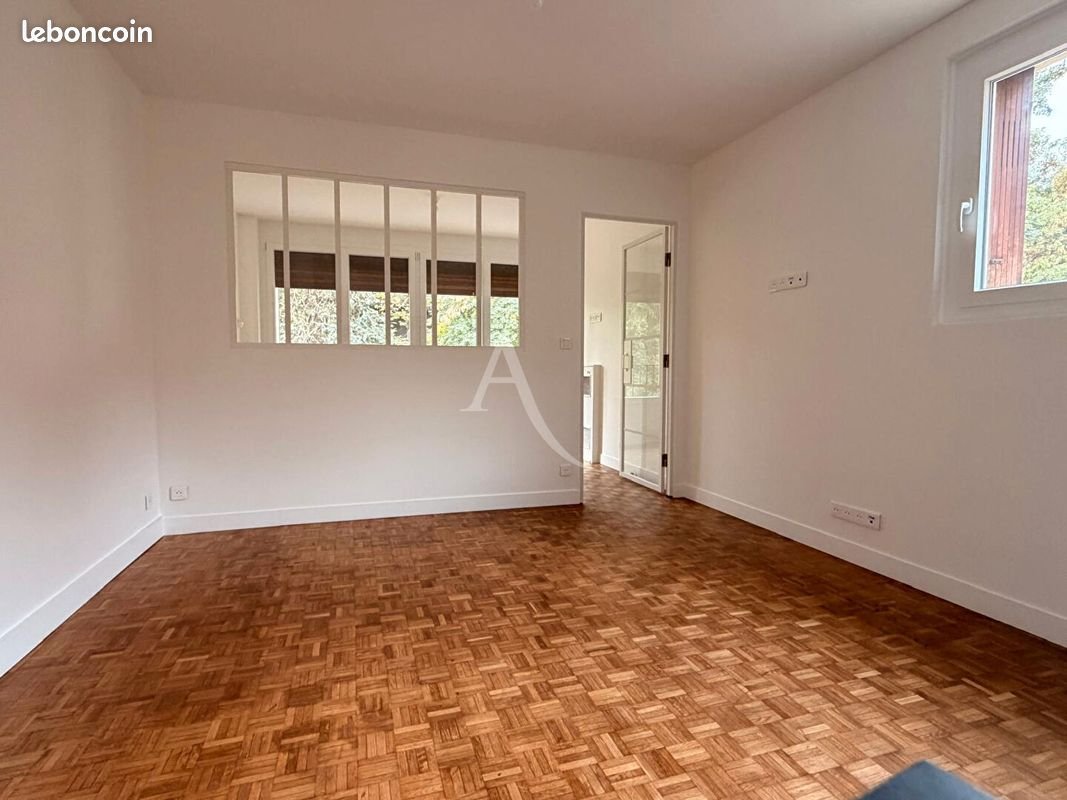Appartement à louer, 38m², Saint-Maurice