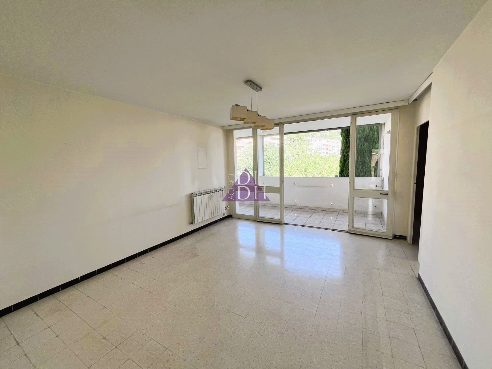 Appartement à vendre, 72m², Hyères