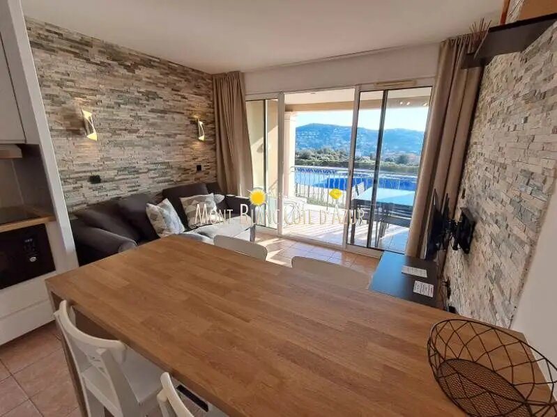 Appartement à louer, 31m², Roquebrune-sur-Argens