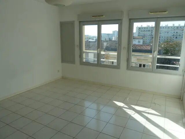 Appartement à louer, 26m², Bordeaux