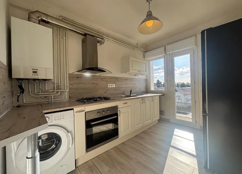 Appartement à louer, 84m², Gray