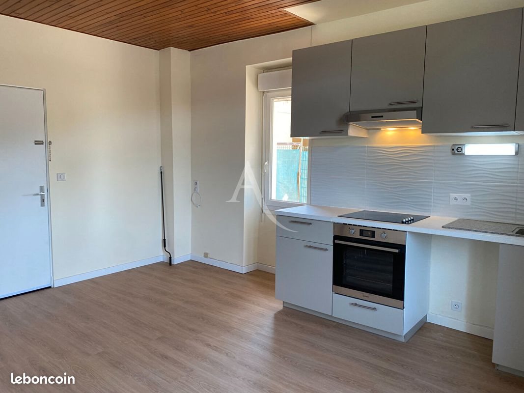 Appartement à louer, 36m², Bédarieux