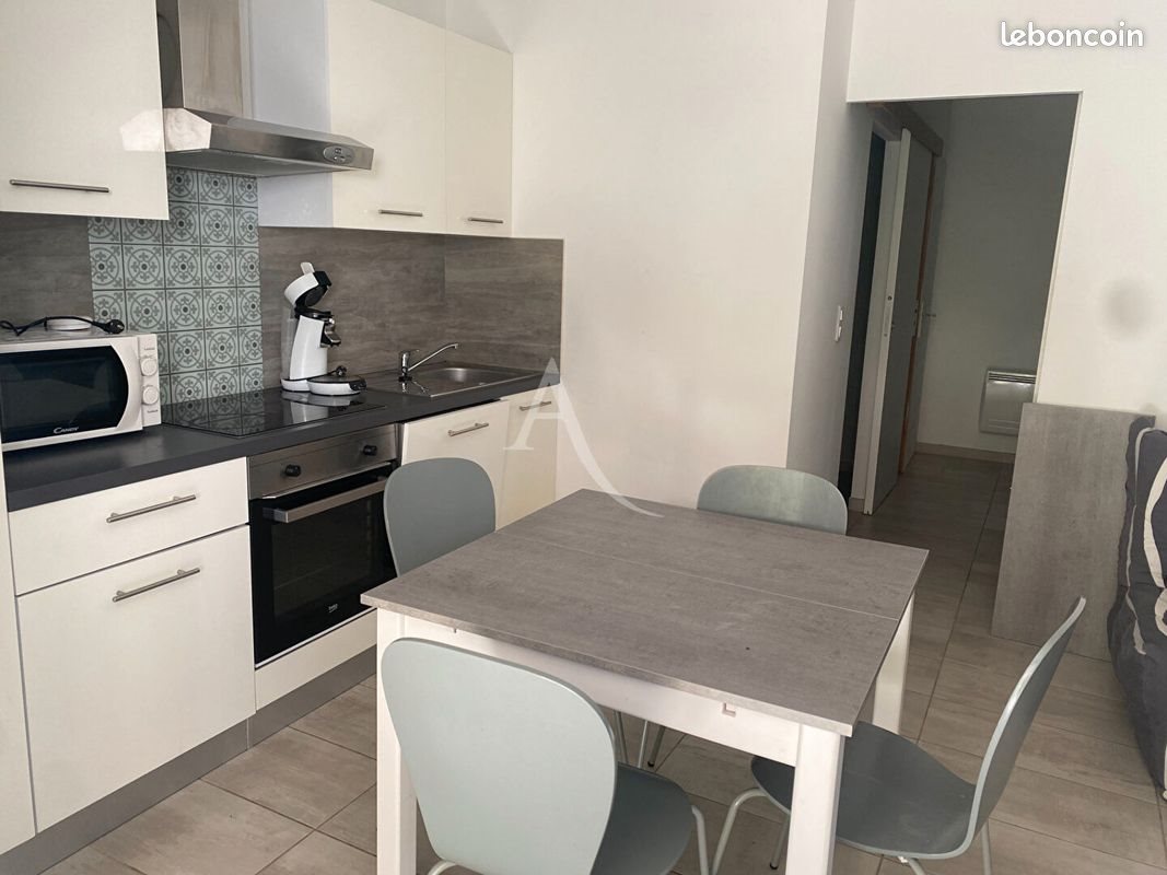 Appartement à louer, 28m², Bédarieux