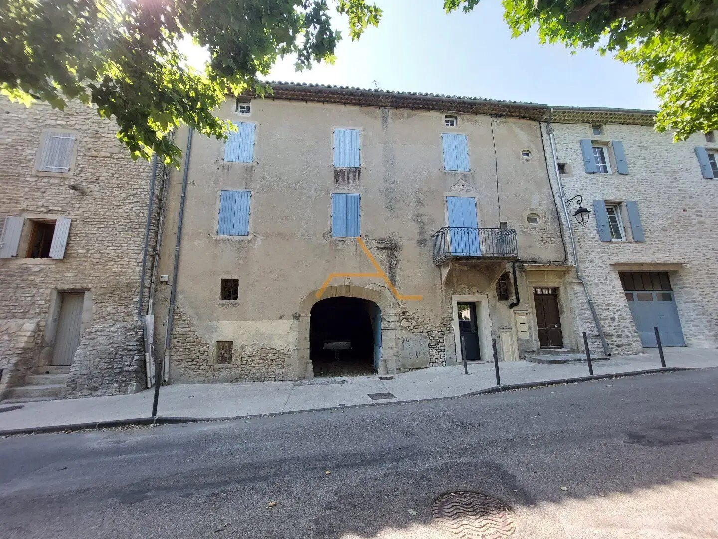 Maison à vendre, 240m², Taulignan