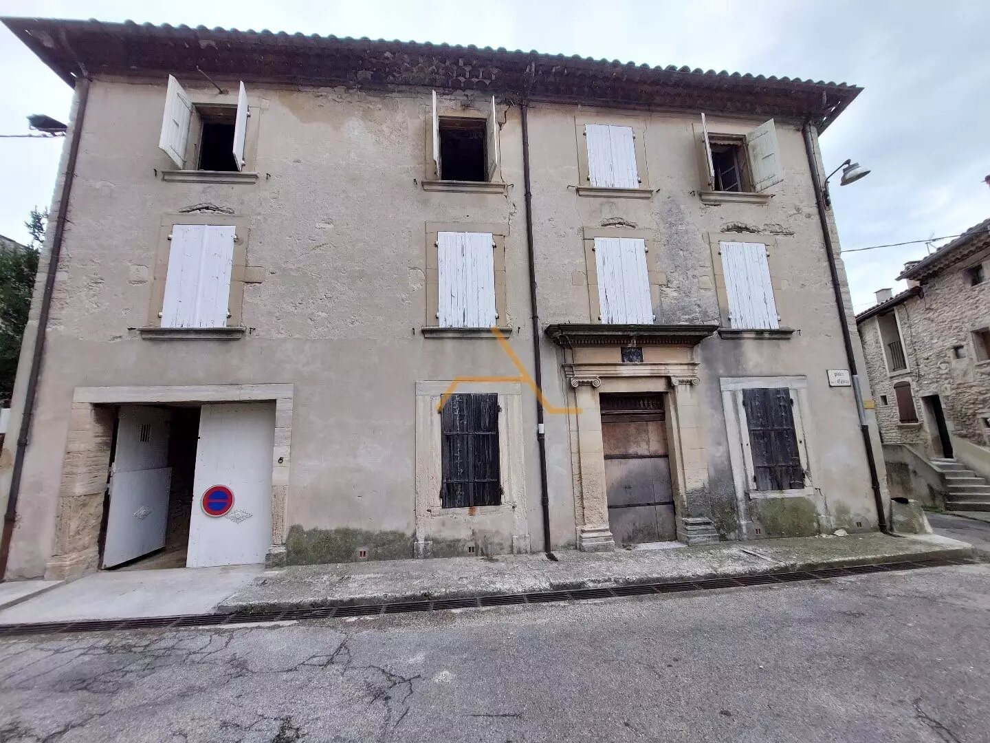 Maison à vendre, 268m², Taulignan