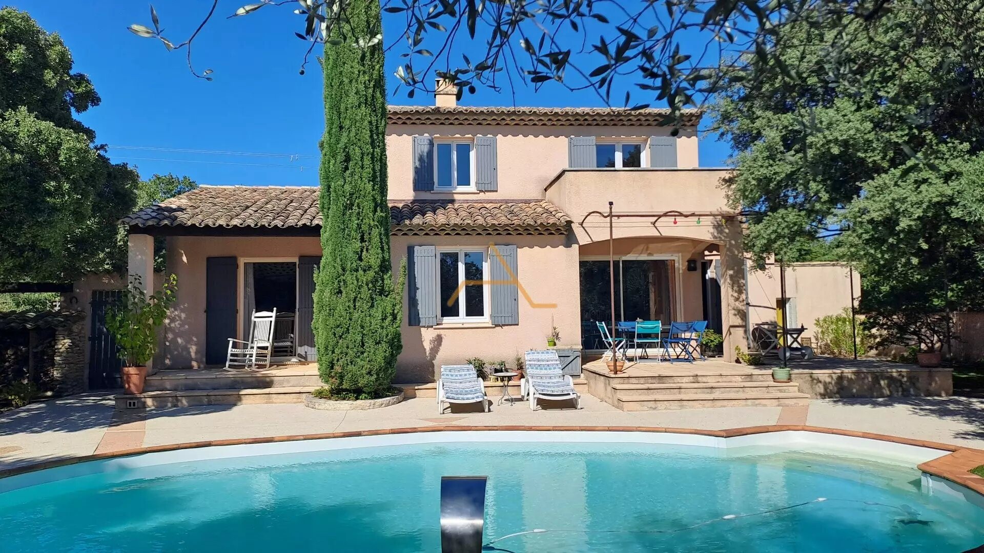 Maison à vendre, 130m², Taulignan