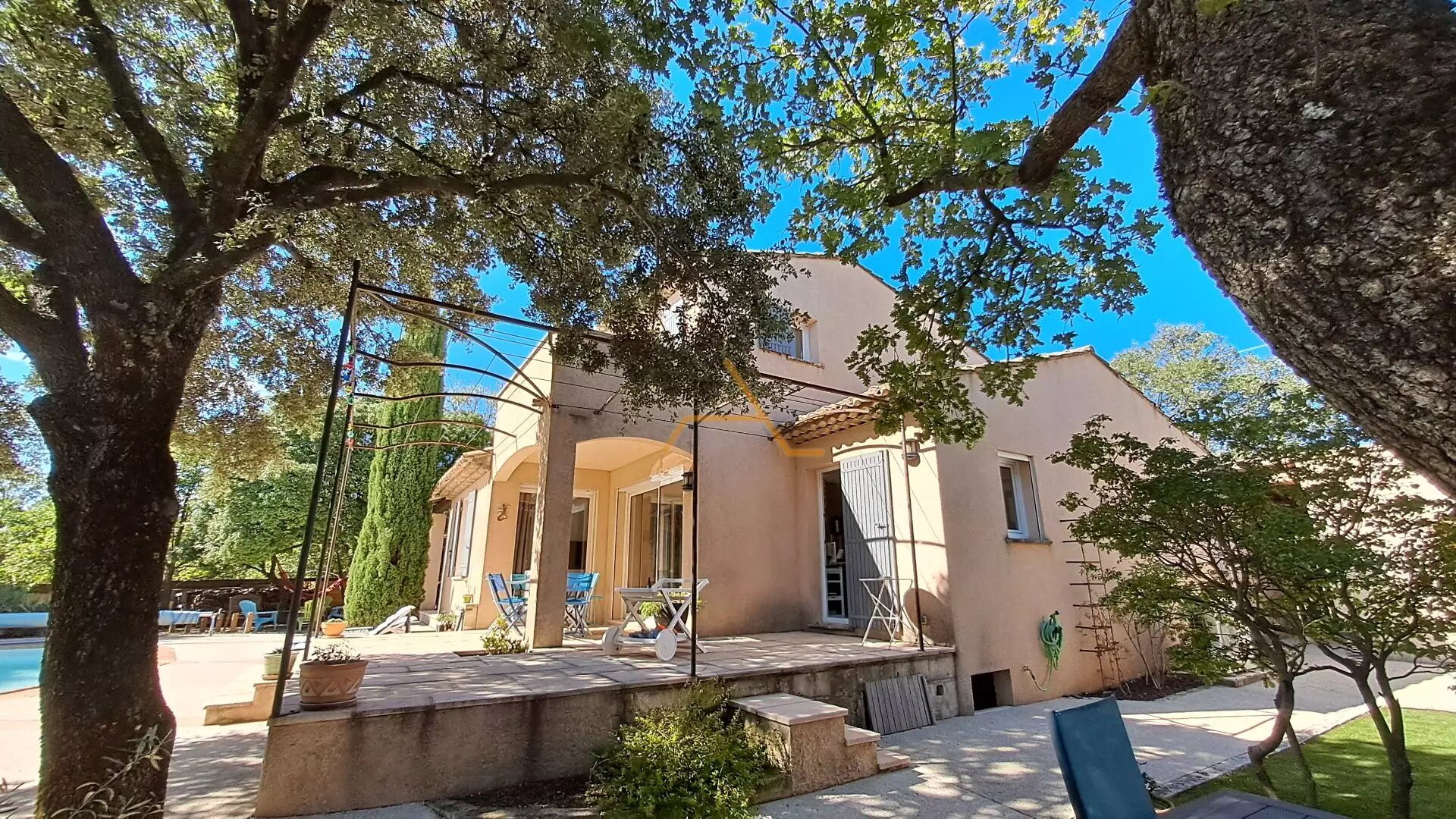 Maison à vendre, 130m², Taulignan