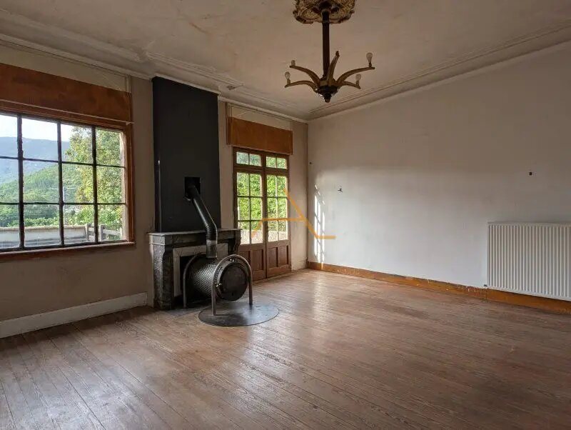Maison à vendre, 195m², Montjoux