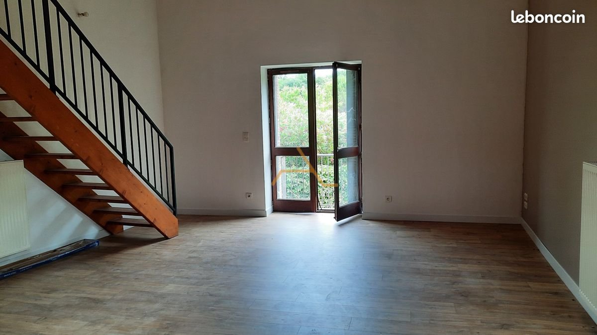 Appartement à louer, 120m², Les Tourrettes