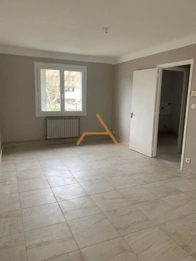 Appartement à louer, 45m², Dieulefit