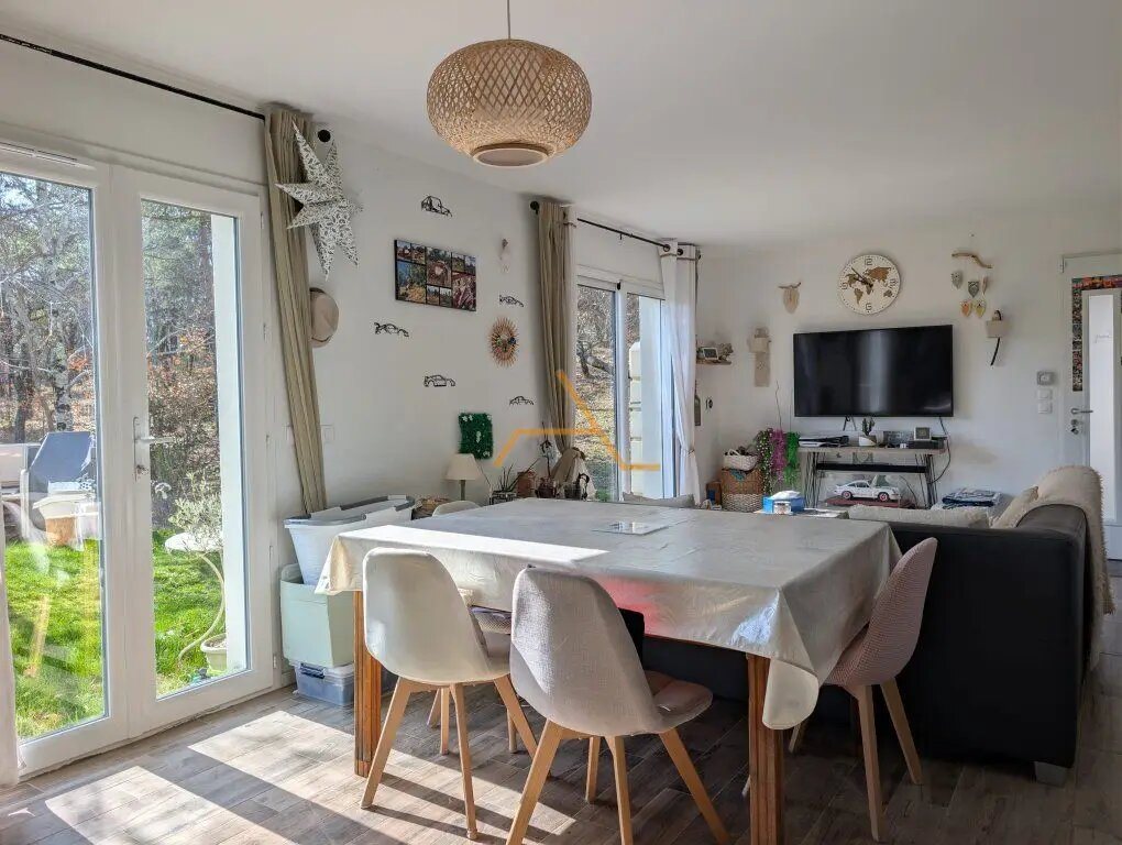 Maison à vendre, 85m², Montjoux