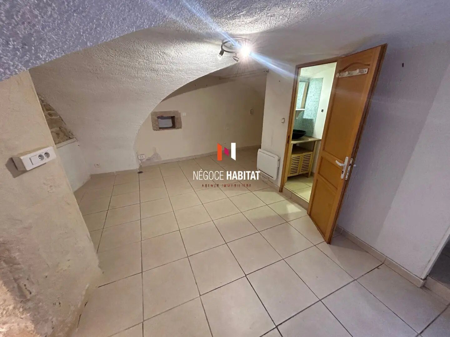 Appartement à louer, 20m², Poussan
