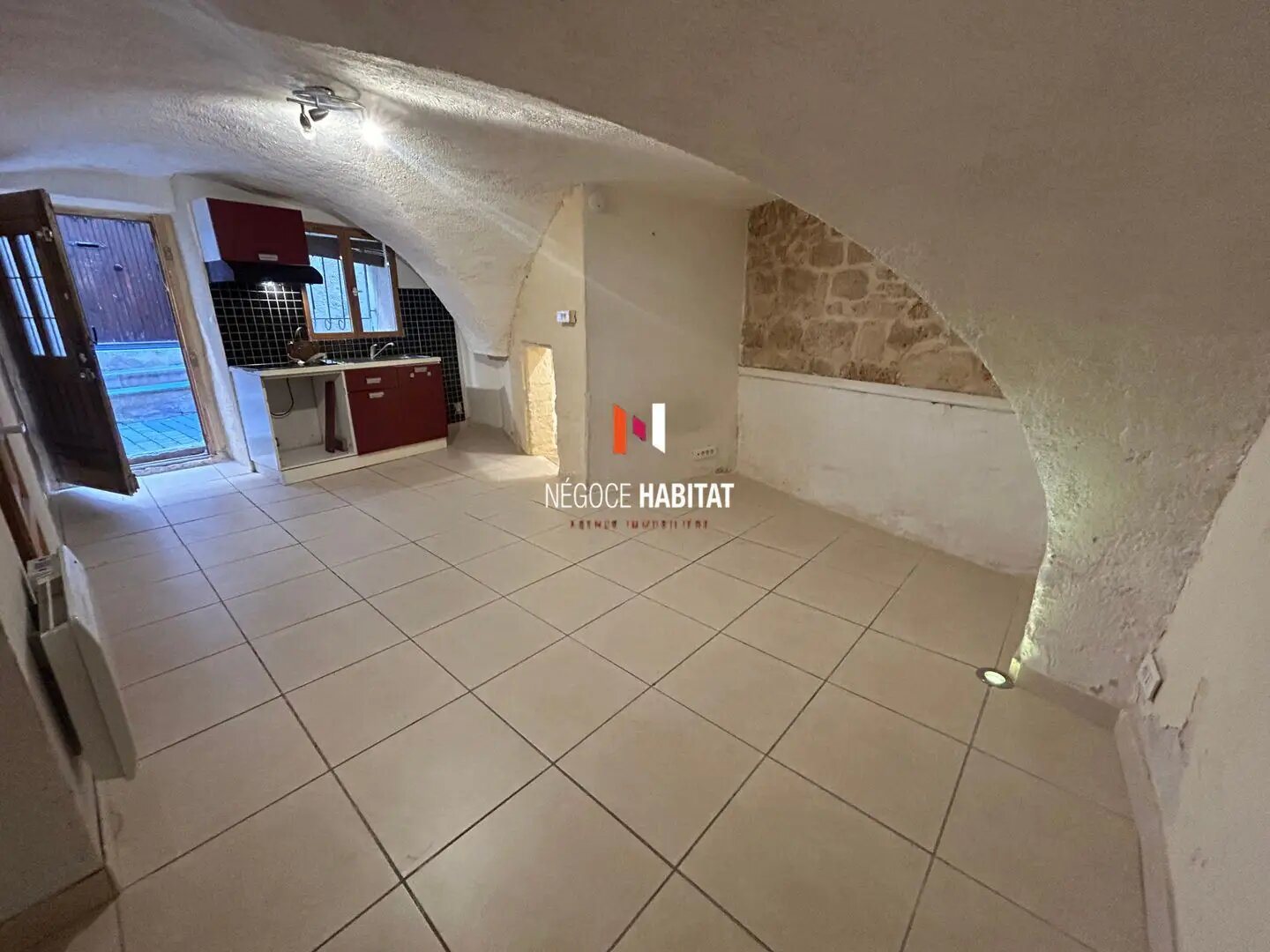Appartement à louer, 20m², Poussan