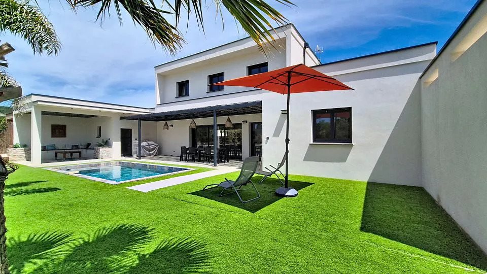 Maison à vendre, 180m², Clarensac