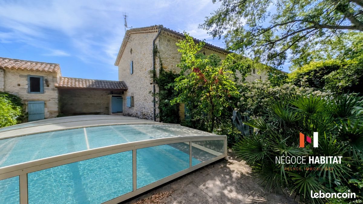 Maison à vendre, 270m², Saint-Geniès-de-Malgoirès