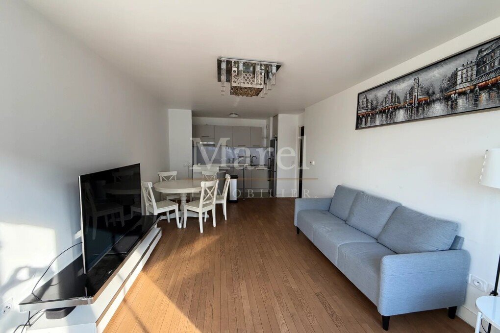 Appartement à louer, 84m², Puteaux