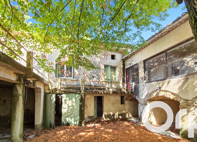 Maison à vendre, 115m², Saint-Julien-de-Peyrolas