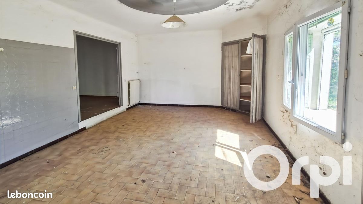 Maison à vendre, 115m², Saint-Julien-de-Peyrolas