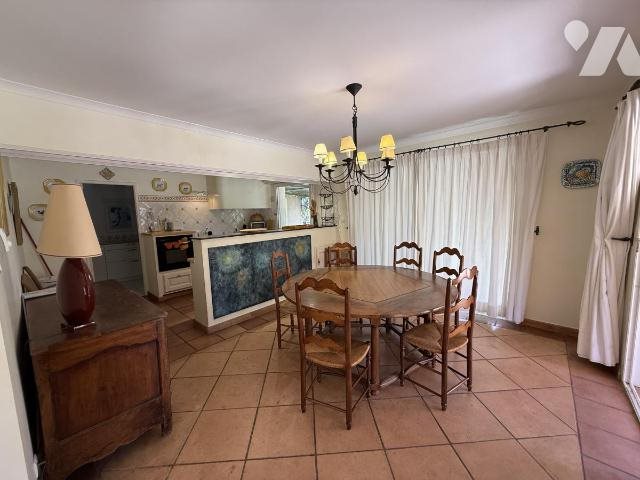 Maison à vendre, 157m², Bagnols-sur-Cèze
