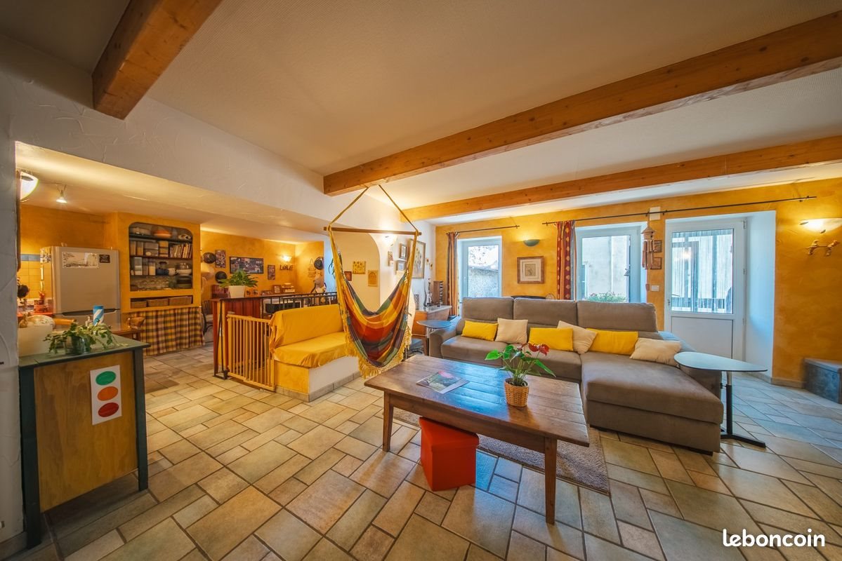 Maison à vendre, 140m², Pérignat-lès-Sarliève