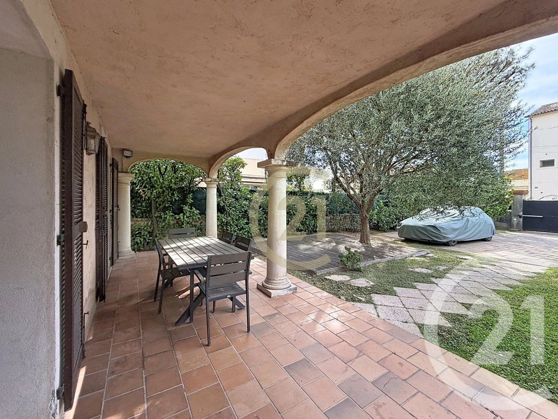 Appartement à louer, 70m², Cannes